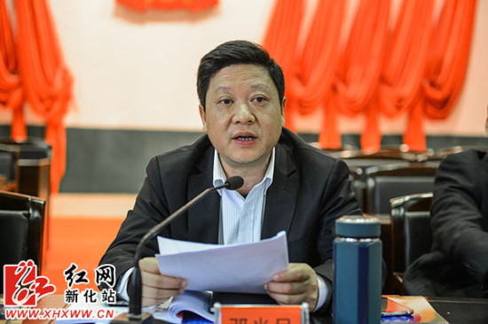 新化县委书记胡忠威出席会议并做重要讲话新化县推进旅游立县战略升温