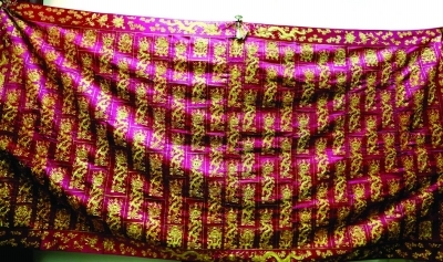 133条金龙盘旋 "紫衣袈裟"重回栖霞寺