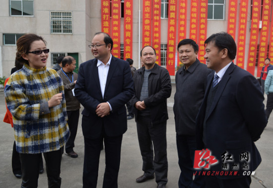 新晃县委书记考察靖州城市建设工作