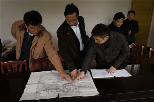 赵旭东检查高速公路安全生产工作(组图)