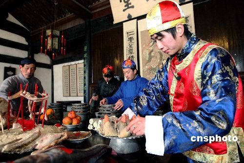 组图绍兴鲁迅故里举行春节祝福