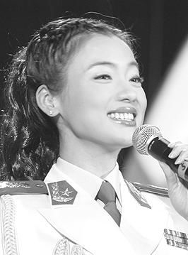 陈思思唱响一轮红日