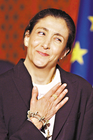 本报综合报道 被解救的哥伦比亚前总统候选人英格丽德·贝当古6日