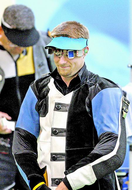 贾占波发挥失常卫冕梦破埃蒙斯疑似脱靶怪异重演邱健意外夺金实力保证