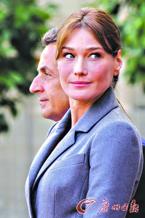 布鲁尼枕边风吹进政治