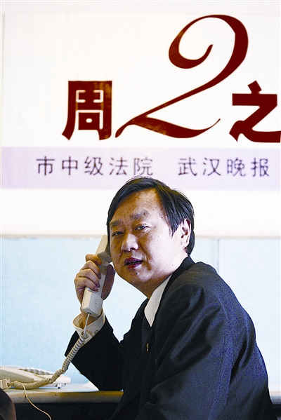 > 正文     本报讯(记者 刘丰 实习生 崔梦欣 通讯员 陈昌金) 放在