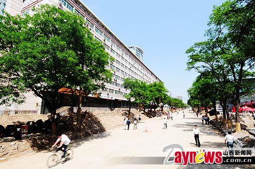 一个月后双塔寺街可正常通车图