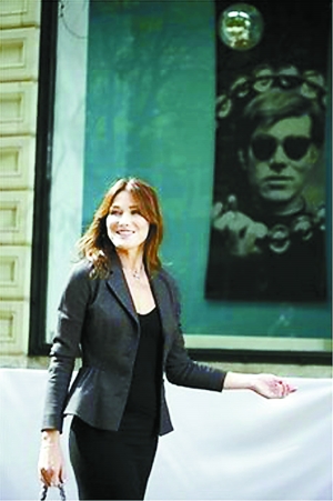 本报综合报道 据英国《每日电讯报》报道,法国第一夫人卡拉·布鲁 