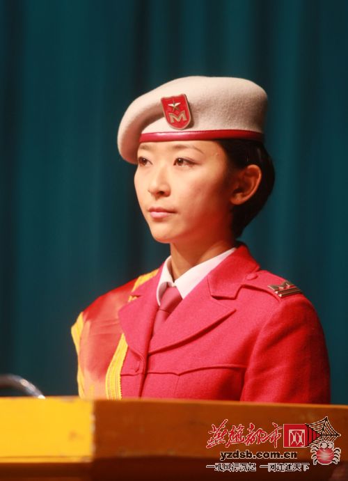 宋宝聚,张元元等6位北京军区部队参加了国庆首都阅兵游行表演的先进