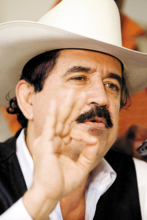 洪都拉斯临时政府9日说,允许遭罢黜总统曼努埃尔·塞拉亚前往墨西哥