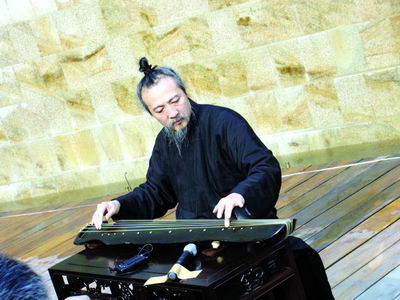 袁中平:甘愿一辈子"为琴所困"