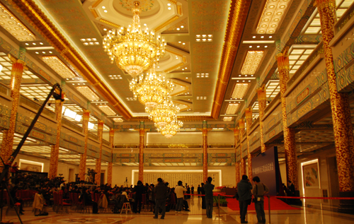 大会堂金色大厅记者会现场2010年3月7日10时,十一届全国人大三次会议