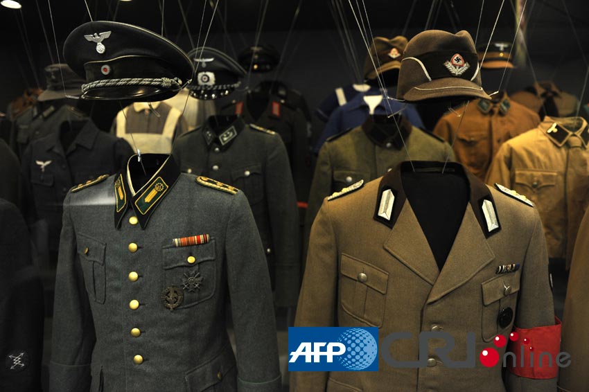 德国举办自二战后的首次希特勒和纳粹物品展(高清)