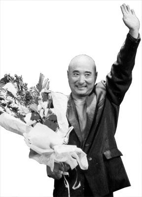 陈佩斯:我把观众当父母看人物简介:陈佩斯,1954年出生于吉林长春.