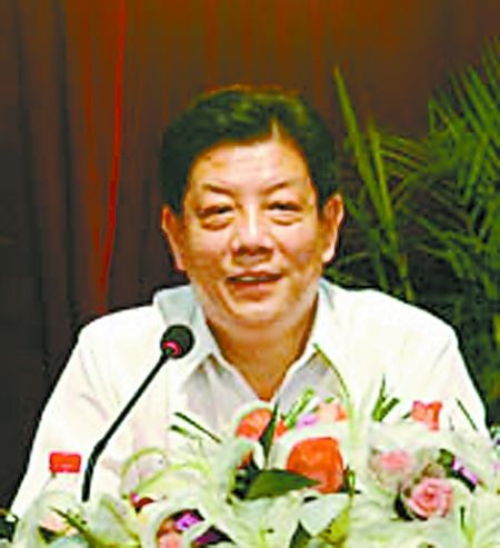 以优异的业绩回报河南人民□本报记者 郭津宋华茹芦 瑞"我们一定要