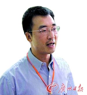 小榄镇党委书记,镇长彭志辉今年年初,在广东镇域经济论坛上,小榄镇从