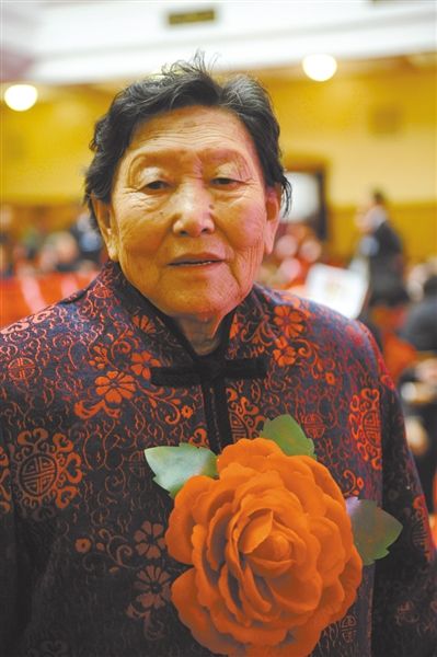 本报讯 (记者王卡拉 实习生陈莹磊)昨晚,由全国妇