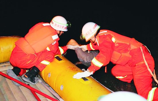 姐弟俩石津灌渠内双双溺亡