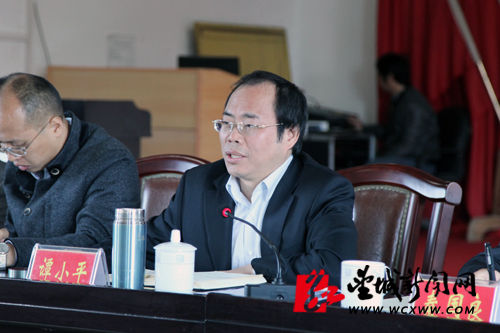 长沙望城区委书记谭小平:依靠群众,热爱群众,服务群众,教育群众