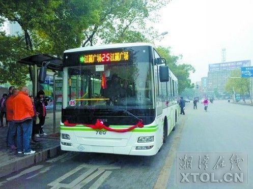 湘潭25路109路換上天然氣公交車