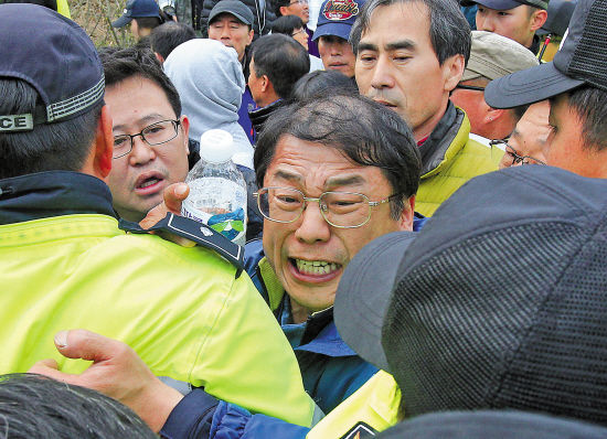 船組核心全部逃生韓國民眾強烈憤怒