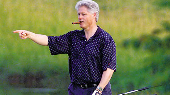 克林顿抽奢侈雪茄