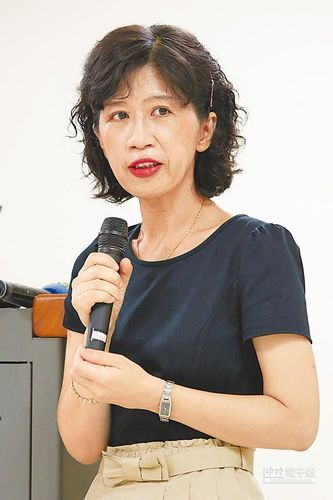 蔡依珊低调连胜文阵营政治人物妻子各有典型
