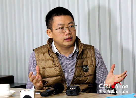 广东奥飞动漫文化股份有限公司制造事业部总经理陈时五先生接受本台