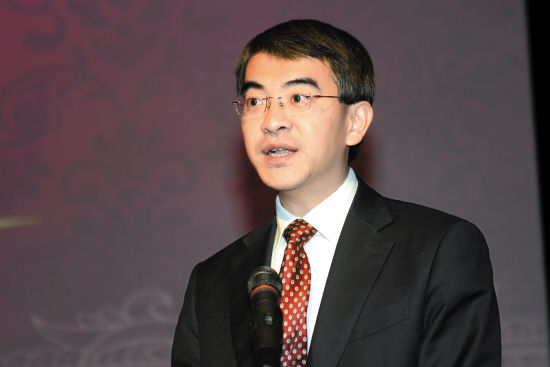 年会结束后,广州市民间组织管理局局长王福军接受了羊城晚报记者