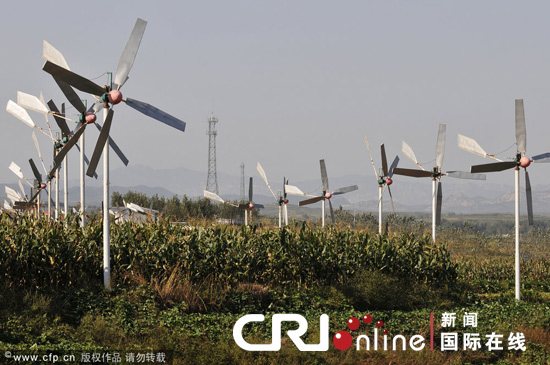 公司生产的560件风力发电塔架出口美国 图片来源:王春cfp中国江苏启东