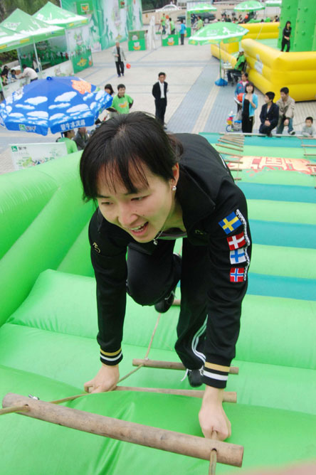 《蒙牛城市之间》赛事沸腾,纪录不断刷新 7秒16攀完