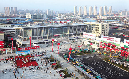 宁波火车东站启用 首日发送旅客2.2万人