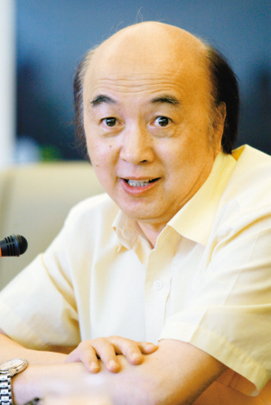 但昭义:培养钢琴冠军的"金牌教练"