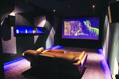 扬州出现私人电影院可随意点播自己喜爱电影