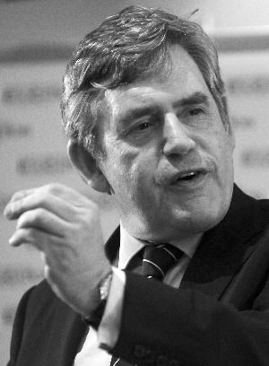 布朗被窃听10多年