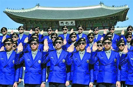 韩国传统武术仪仗队服装（韩国传统武术仪仗队服装叫什么） 韩国传统武术仪仗队服装（韩国传统武术仪仗队服装叫什么）《韩国仪仗队跳舞》 武术资讯