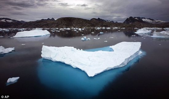 格陵兰冰川大量融化 科学家称"史无前例"(图)