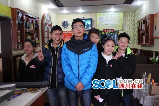 陈柏言和同事相处很融洽