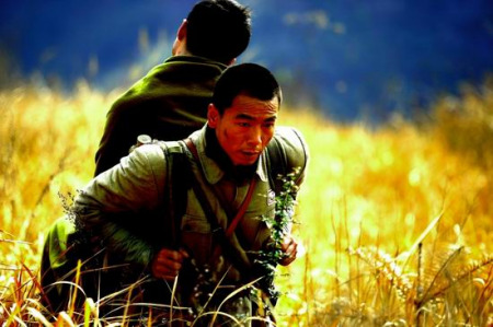 《战士》在btv-4的火热开播,该剧男主角王挺曾因拍摄电视剧《高粱红了