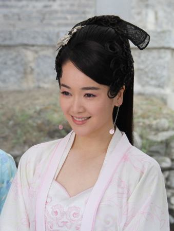 左小青版白素贞造型美被赞白娘子不二人选图