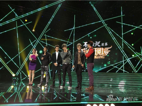 至上励合做客电视节目