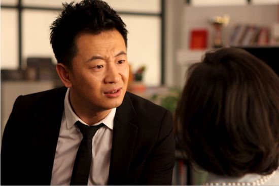 日前,由黄海波[微博],吕丽萍[微博]领衔主演的电视剧《新编辑部故事》