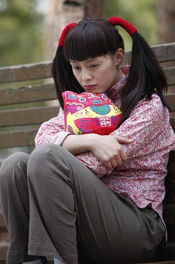 《利箭纵横》王力可惹争议:抗战芭比