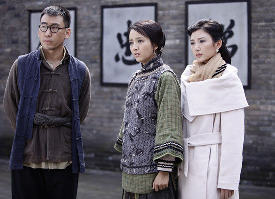 刀客家族蒋一铭成佟丽娅指路灯