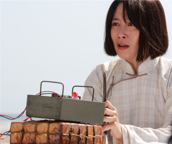 温峥嵘拍《新渔岛怒潮》向经典致敬