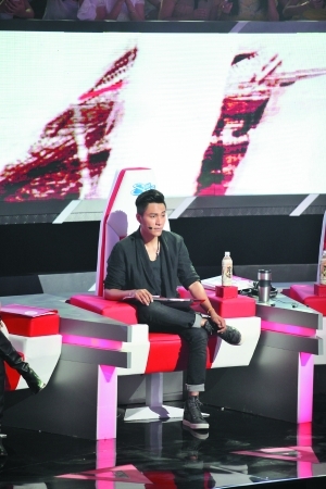 陈坤回应快男煽情爱演质疑:剪辑惹的祸