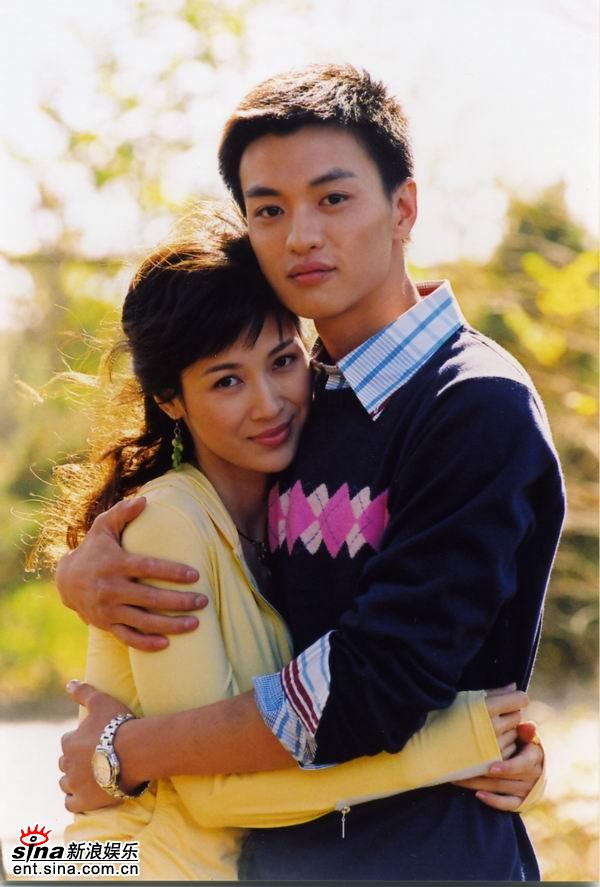 资料图片阳光像花一样绽放精彩剧照67