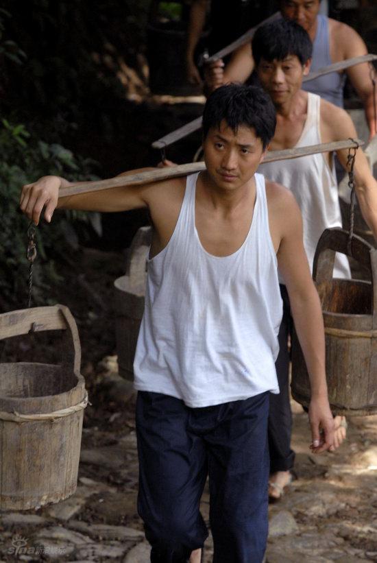 资料图片:电视剧《绝地逢生》精彩剧照