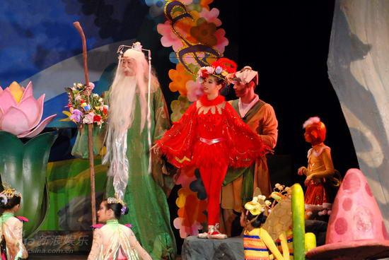 资料图片儿童歌舞剧马兰花剧照4