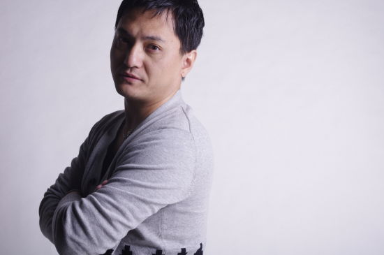 资料介绍:话剧《不二门》-编剧导演郭雨